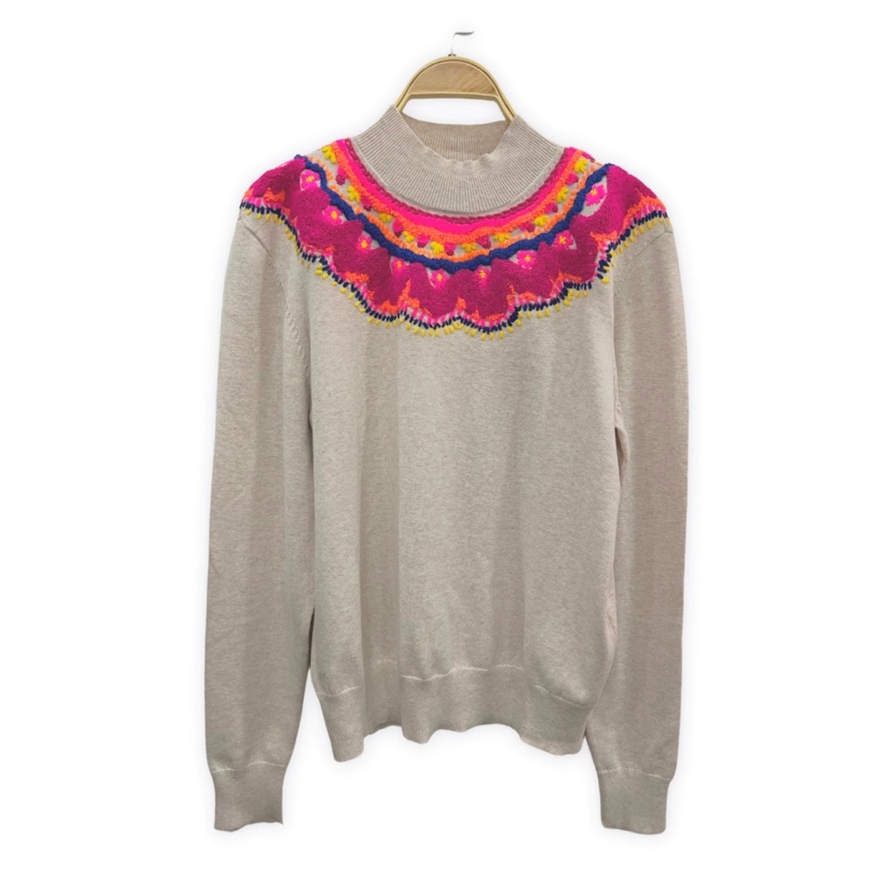 cabi Winsome Pullover size small barely worn.